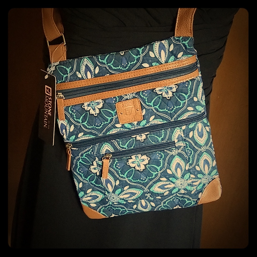 ITEM DONATED. NWT Stone Mountain Quilted med